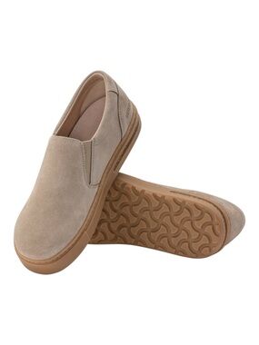 Birkenstock Oswego sandcastle suede Slip on Shoes Tan sole EU 40 Quiet Luxury